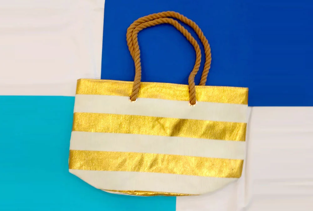 Bolsa personalizada com bordado